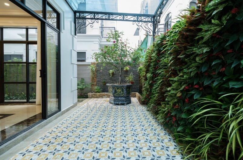 Hình ảnh công trình thi công hoàn thiện ngoại cảnh sân vườn tại biệt thự Vinhomes Imperia Hải Phòng
